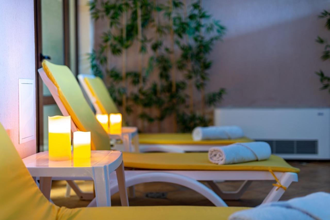 Deer Lake 521 At Oak Residence Hotel & Relax Smolyan Bagian luar foto